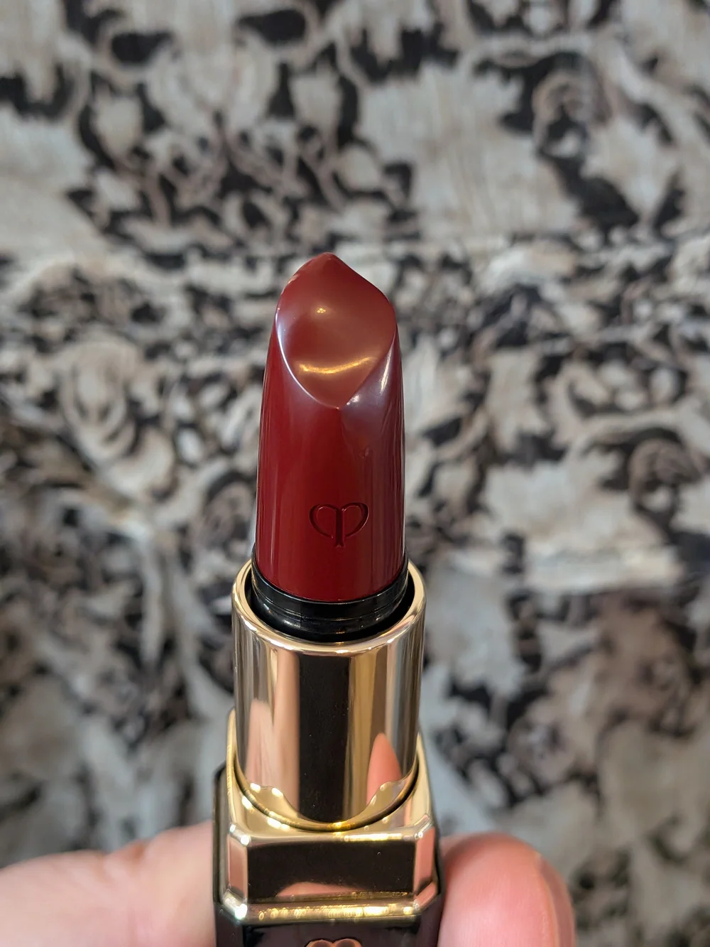Cle De Peau Pillow Book Lipstick NIB Beautiful 😍❤️😍